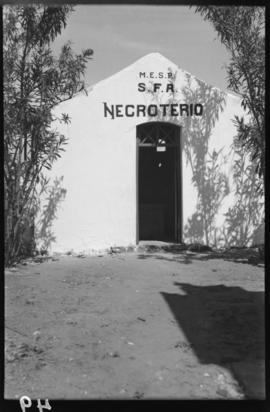 Vista interna do necrotério no município de Brejo Santo
